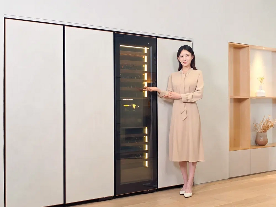Khám Phá Tủ Rượu Infinite AI Đẳng Cấp Từ Samsung Với Giá Trên 110 Triệu Đồng