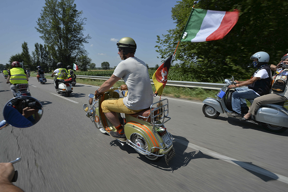 Rome Tổ Chức Lễ Kỷ Niệm Đặc Biệt Cho Vespa Nhân Dịp 80 Năm Thành Lập