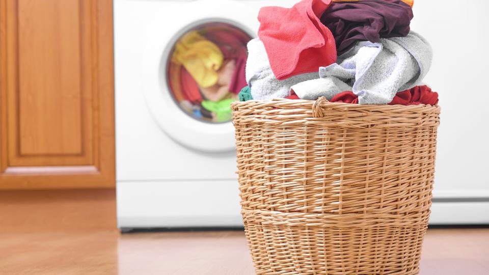 Giặt quần áo vào buổi sáng sớm